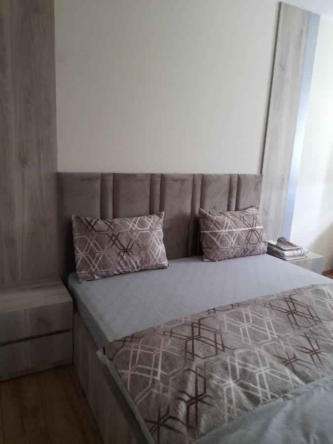 Centar Two Apartment Скопье Экстерьер фото