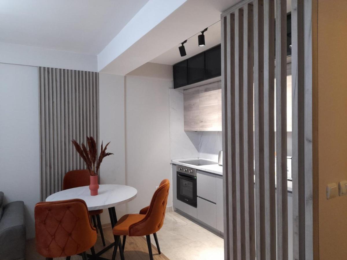 Centar Two Apartment Скопье Экстерьер фото