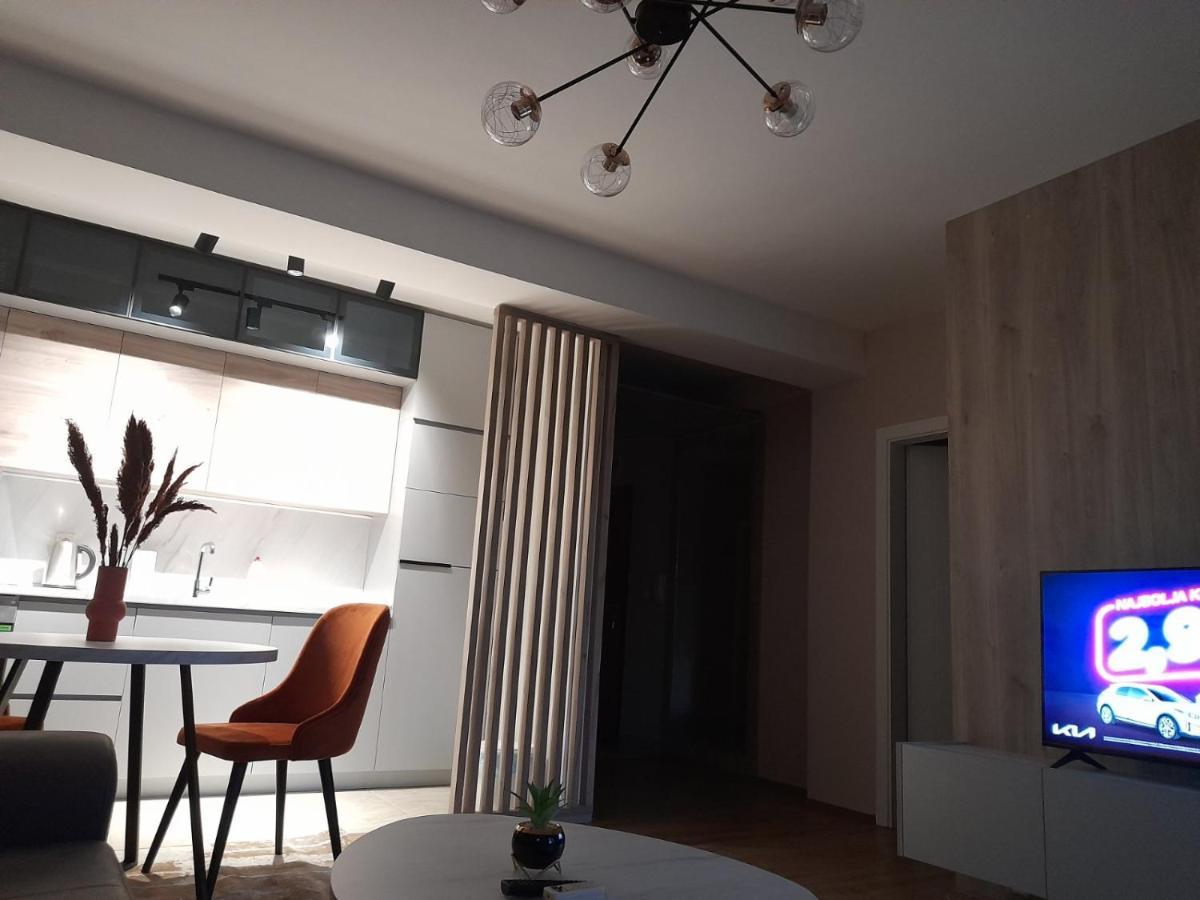 Centar Two Apartment Скопье Экстерьер фото