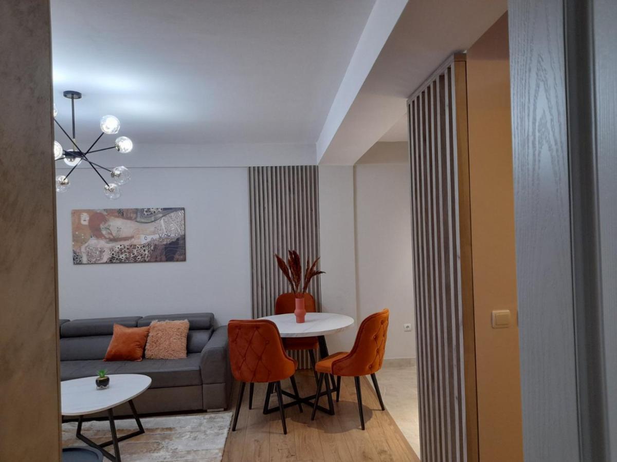 Centar Two Apartment Скопье Экстерьер фото