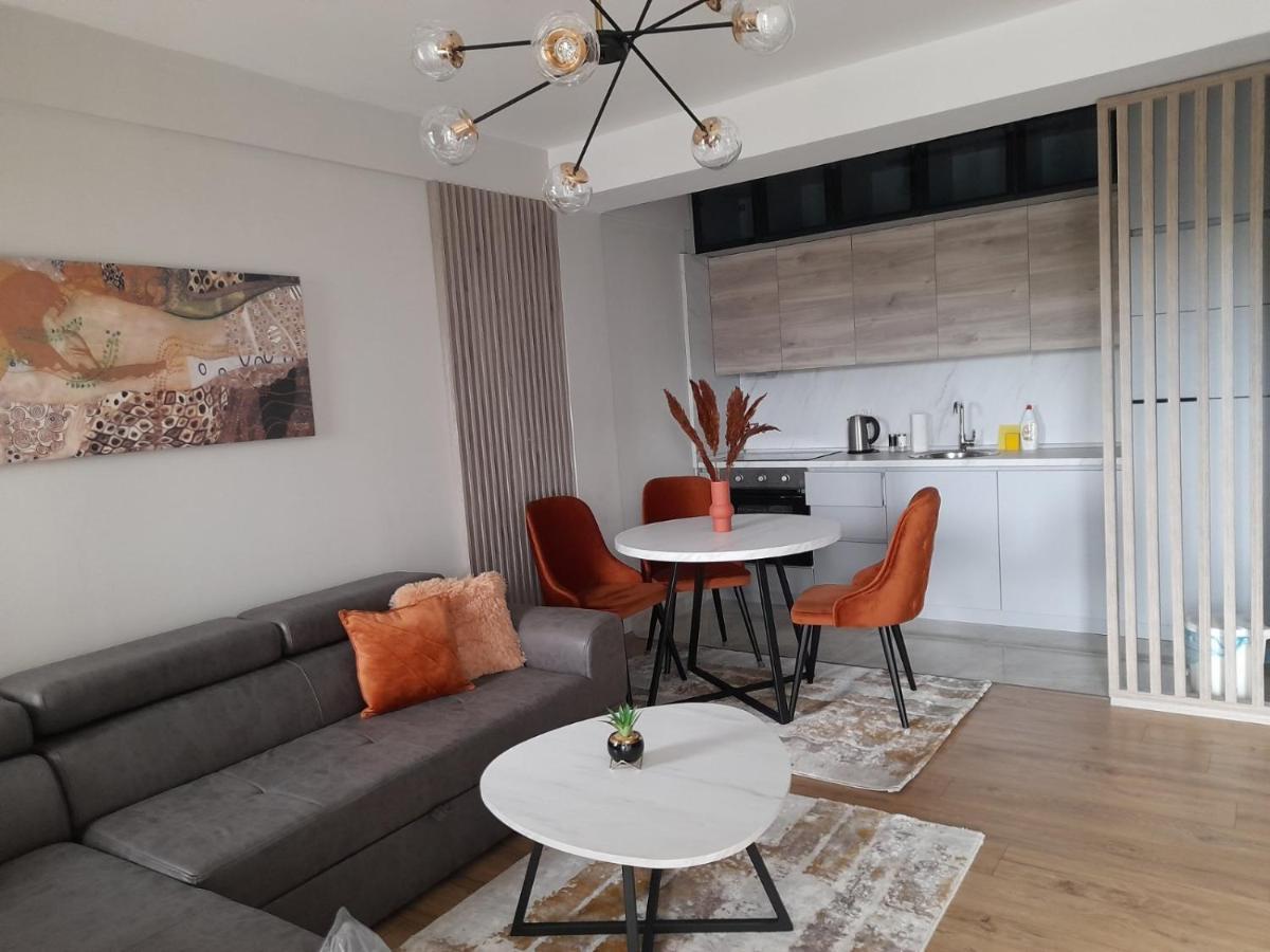 Centar Two Apartment Скопье Экстерьер фото
